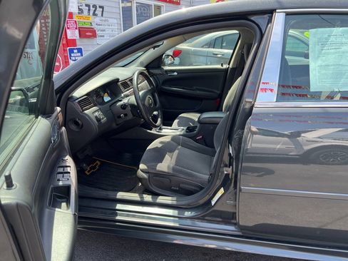 Used 2014 Chevrolet Impala LT w/ LT Sunroof Package FWD image 14