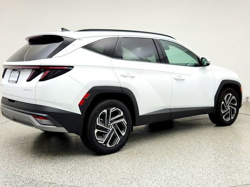 Used 2025 Hyundai Tucson Limited AWD/4WD image 5
