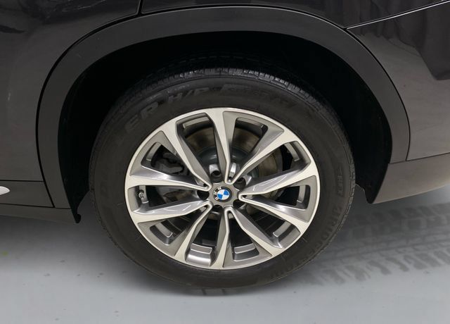 Used 2019 BMW X3 xDrive30i w/ Driving Assistance Package AWD/4WD image 18