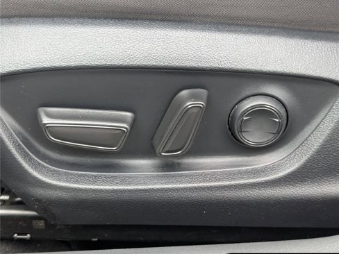 Used 2023 Toyota Camry LE image 19