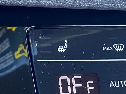 New 2026 Volkswagen Jetta Sport image 9