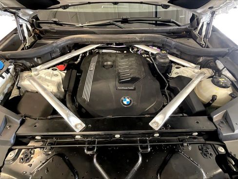 Used 2022 BMW X5 xDrive40i w/ Premium Package image 28
