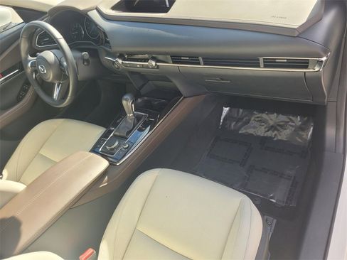 Certified 2025 MAZDA CX-30 AWD 2.5 S w/ Premium Package image 16