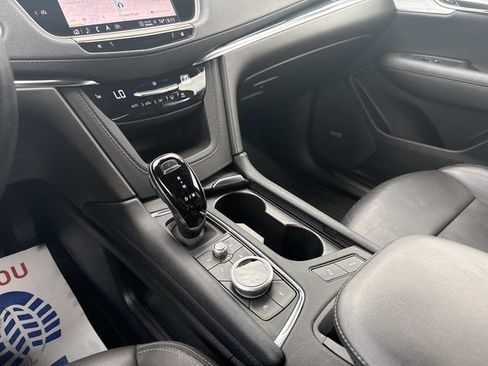 Certified 2024 Cadillac XT5 Premium Luxury AWD/4WD image 47