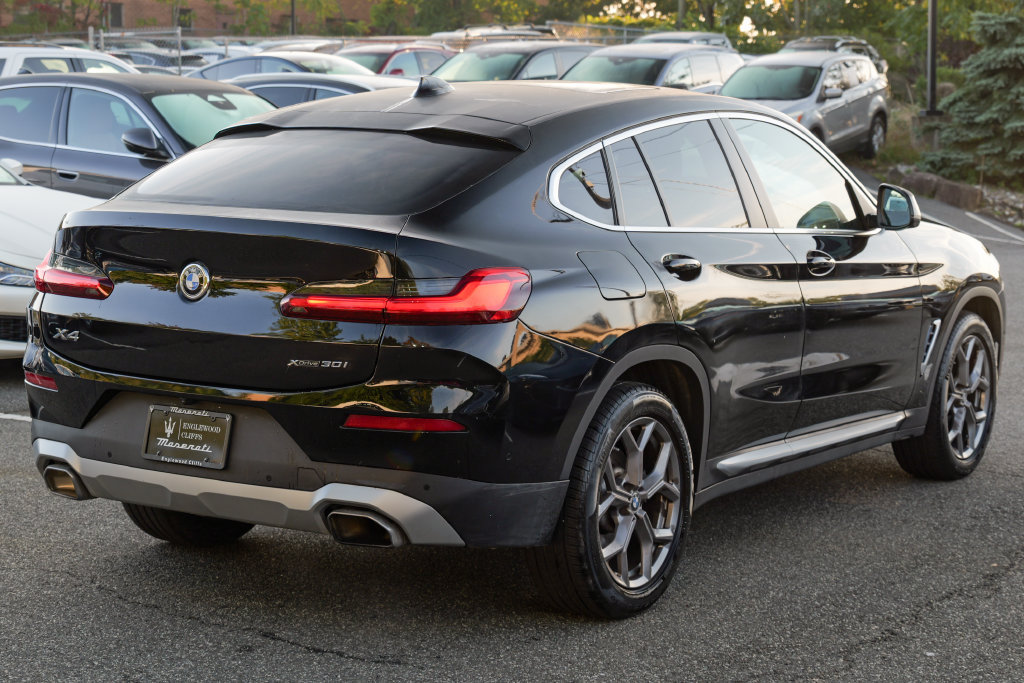 Used 2023 BMW X4 xDrive30i w/ Premium Package AWD/4WD image 7