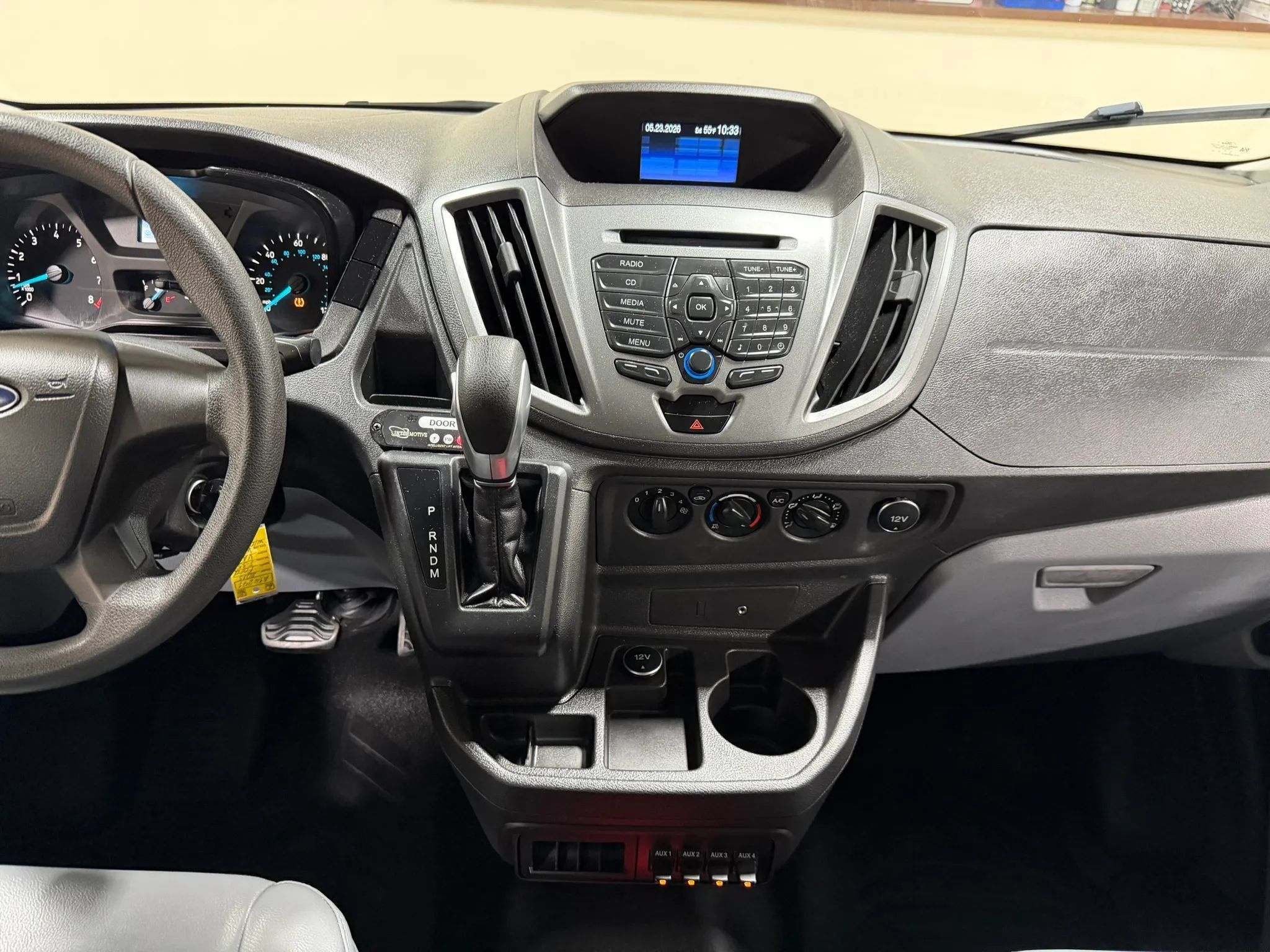 Used 2015 Ford Transit 350 XL RWD image 55
