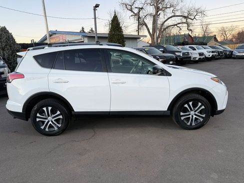 Used 2018 Toyota RAV4 LE w/ All Weather Liner Package image 10