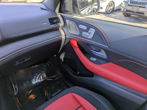 Used 2025 Mercedes-Benz GLE 53 AMG AMG GLE 53 image 19