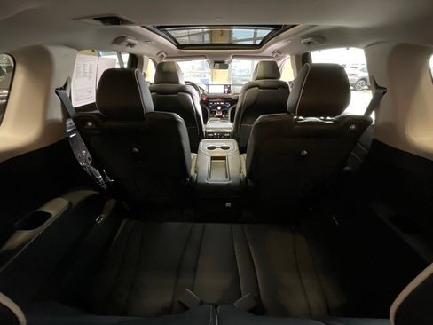Certified 2023 Acura MDX SH-AWD w/ Advance Package image 26