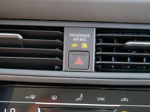 Certified 2026 Volkswagen Jetta S FWD image 31