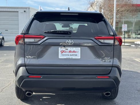 Used 2024 Toyota RAV4 XLE image 9