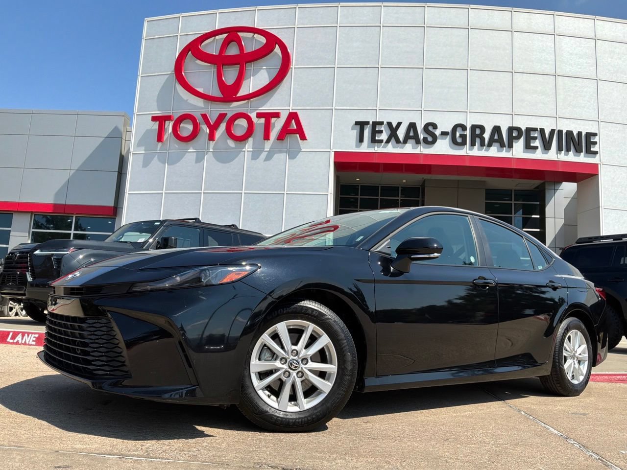 Used 2026 Toyota Camry LE FWD image 2