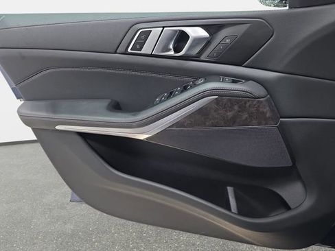 Used 2023 BMW X5 xDrive40i w/ Premium Package image 24