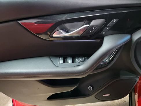 Certified 2022 Chevrolet Blazer RS w/ Enhanced Convenience Package image 17