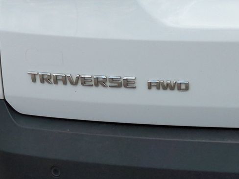 Used 2020 Chevrolet Traverse LS AWD/4WD image 50