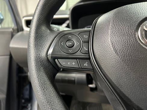 Used 2025 Toyota Corolla LE w/ Convenience Package FWD image 23