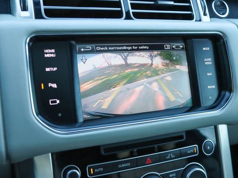 Used 2015 Land Rover Range Rover HSE image 50