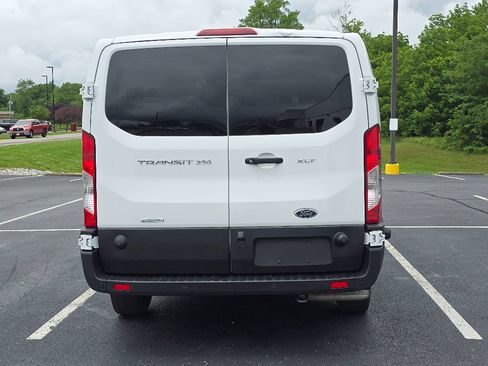 Used 2024 Ford Transit 350 XLT RWD image 4