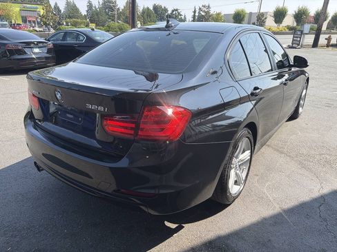 Used 2013 BMW 328i xDrive Sedan AWD/4WD image 7