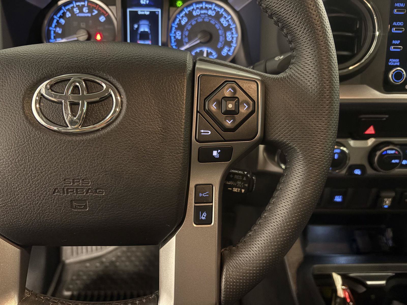 Used 2023 Toyota Tacoma SR5 w/ Technology Package AWD/4WD image 27