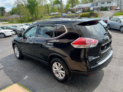 Used 2015 Nissan Rogue SV AWD/4WD image 9