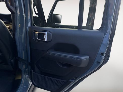 Used 2024 Jeep Wrangler Unlimited Rubicon 4xe image 30