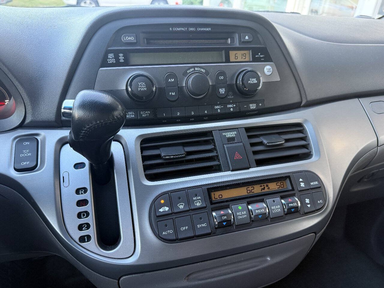 Used 2010 Honda Odyssey EX-L image 27