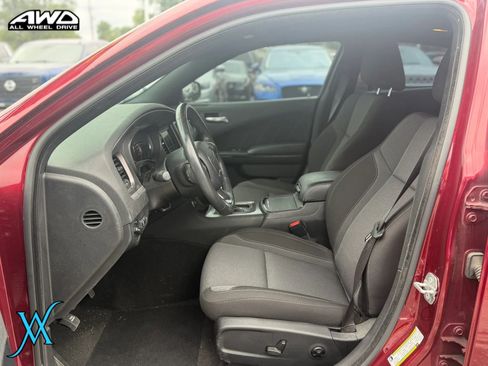 Used 2021 Dodge Charger SXT w/ Blacktop Package RWD image 12