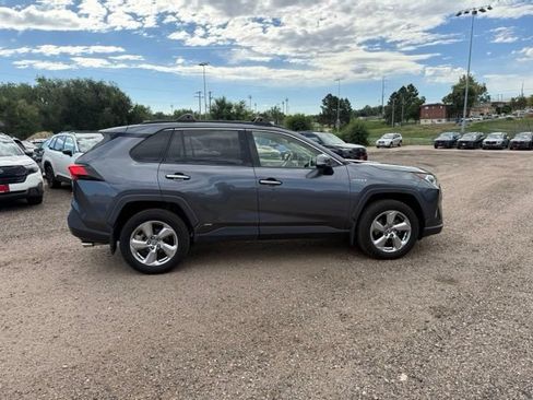 Used 2020 Toyota RAV4 Limited AWD/4WD image 7