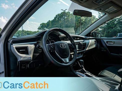 Used 2015 Toyota Corolla LE FWD image 17