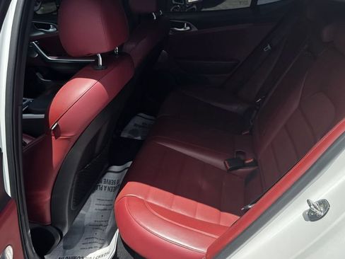 Used 2019 Kia Stinger GT2 RWD image 15