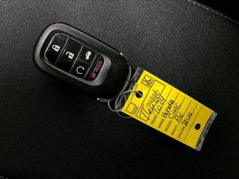 Used 2024 Honda Civic EX image 11