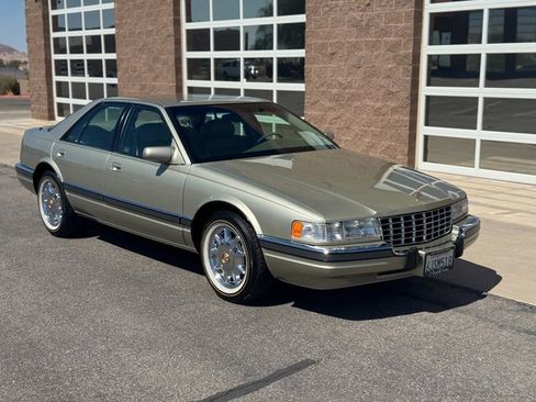 Used 1996 Cadillac Seville SLS image 2