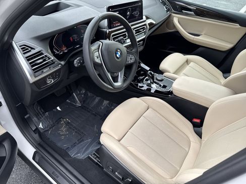Used 2024 BMW X3 xDrive30i w/ Premium Package image 10