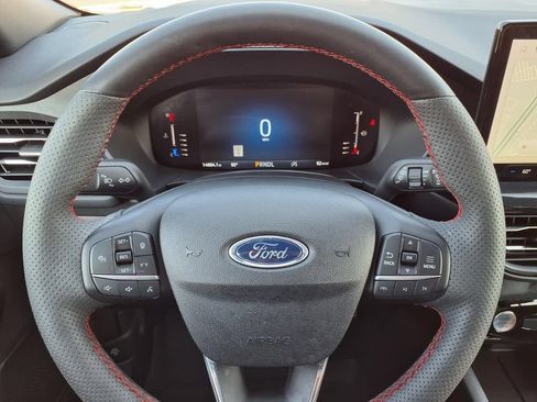 Used 2023 Ford Escape ST-Line w/ Tech Pack #1 AWD/4WD image 13