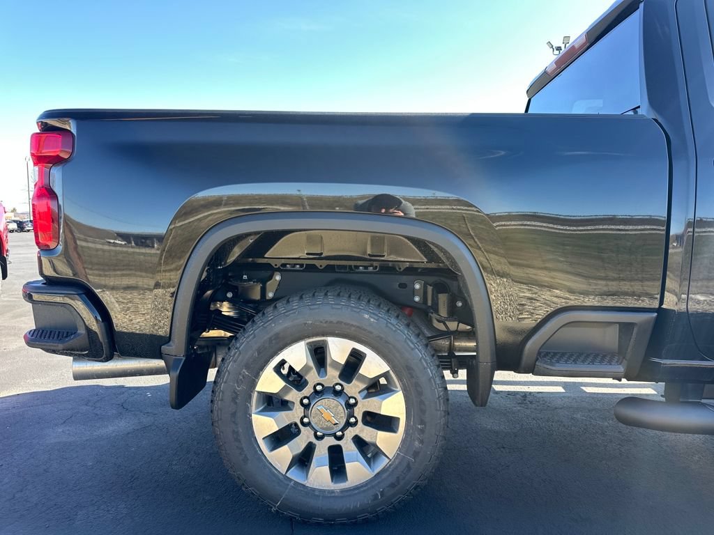 New 2026 Chevrolet Silverado 2500 Custom w/ Custom Value Package AWD/4WD image 8