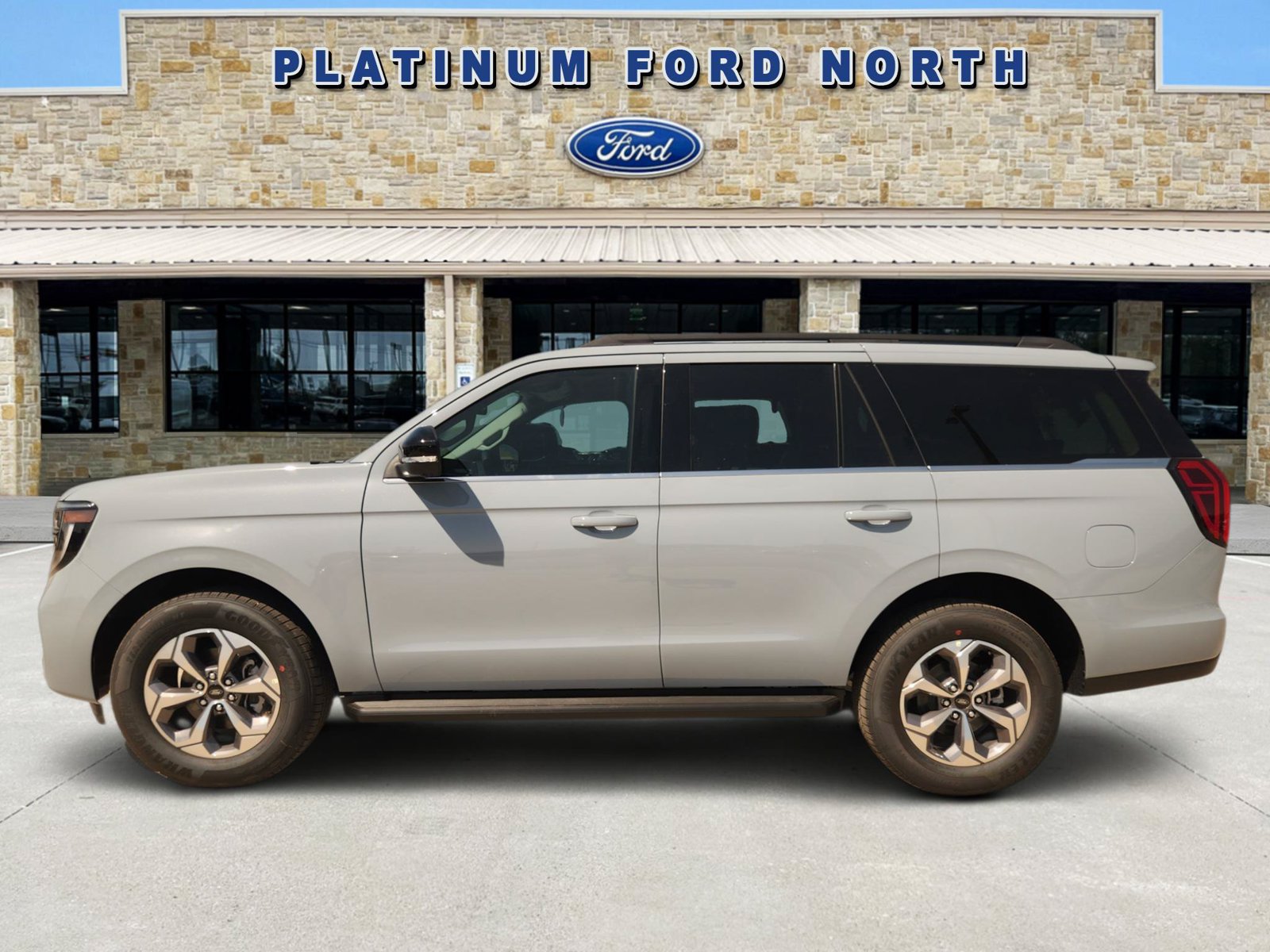 New 2027 Ford Expedition Active RWD image 3