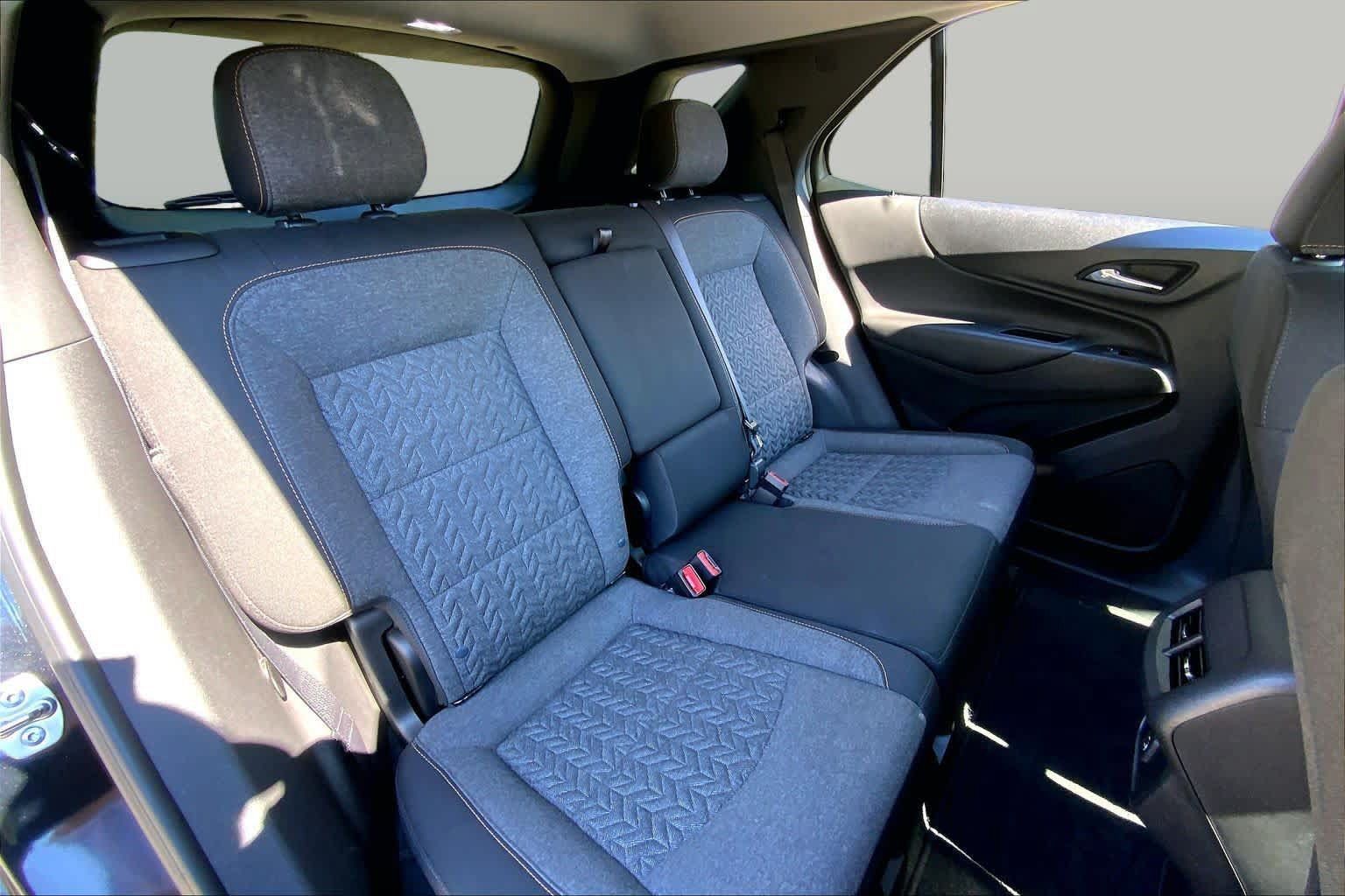 Used 2024 Chevrolet Equinox LT AWD/4WD image 19