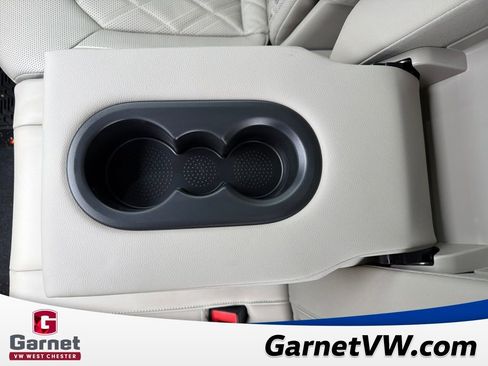 Certified 2025 Volkswagen Atlas SEL Premium R-Line image 29