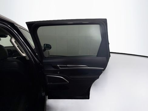 Used 2025 Kia Telluride S FWD image 33