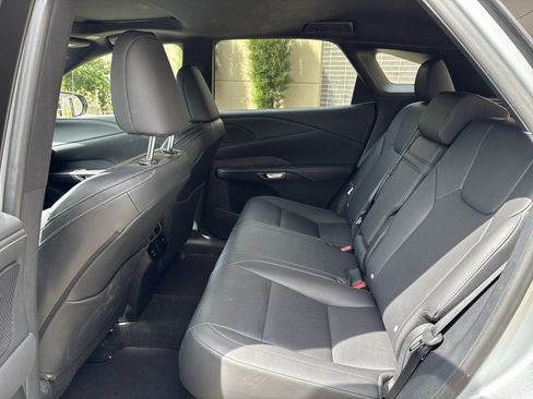 Used 2023 Lexus RX 350 Premium Plus w/ Cold Area Package FWD image 31