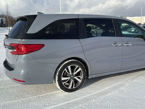 Used 2023 Honda Odyssey Touring image 6