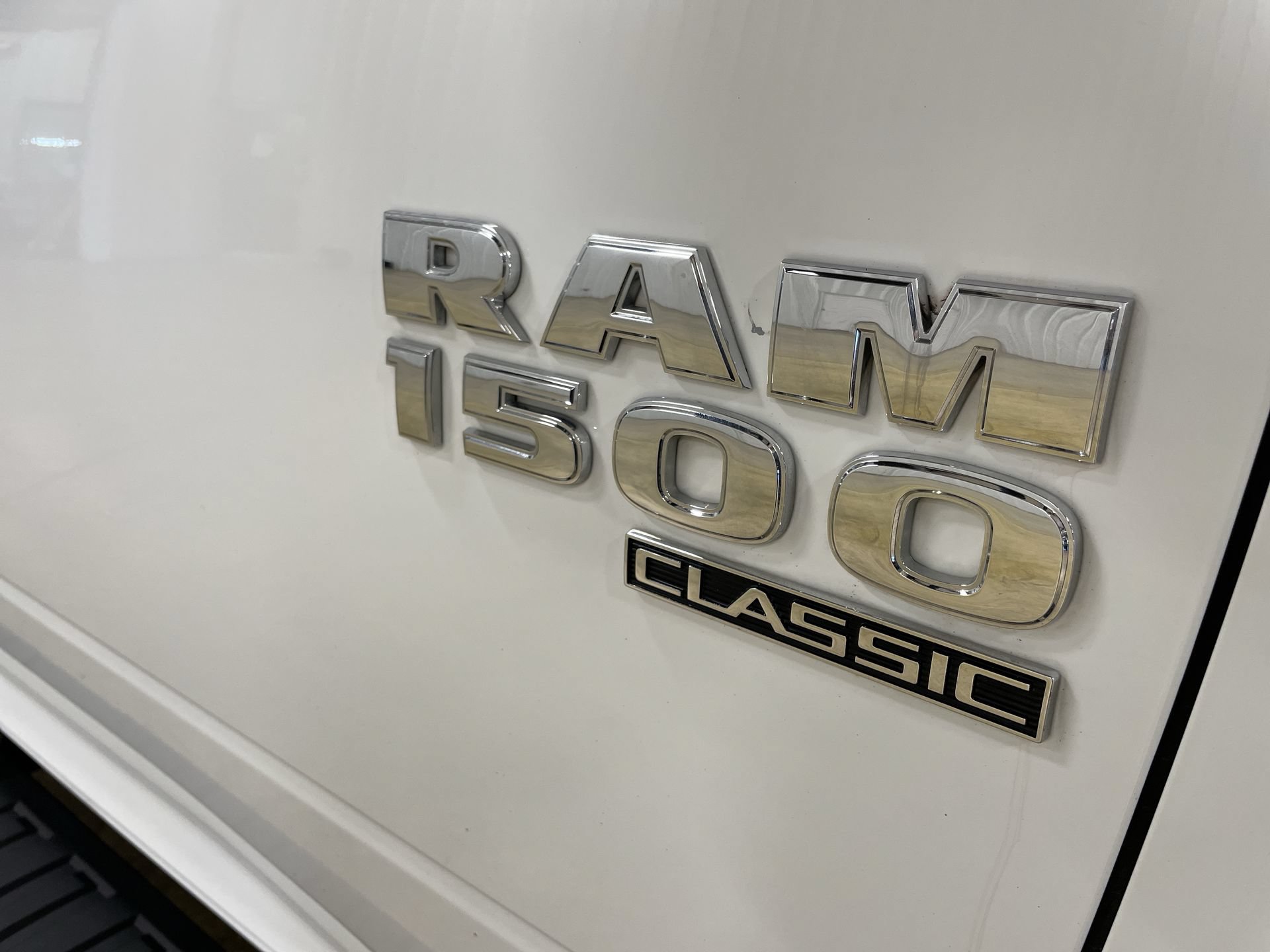 Used 2022 RAM 1500 Tradesman w/ Chrome Appearance Group AWD/4WD image 26