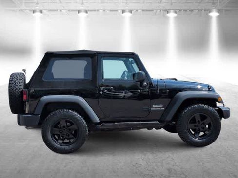 Used 2017 Jeep Wrangler Sport w/ Quick Order Package 24S AWD/4WD image 9
