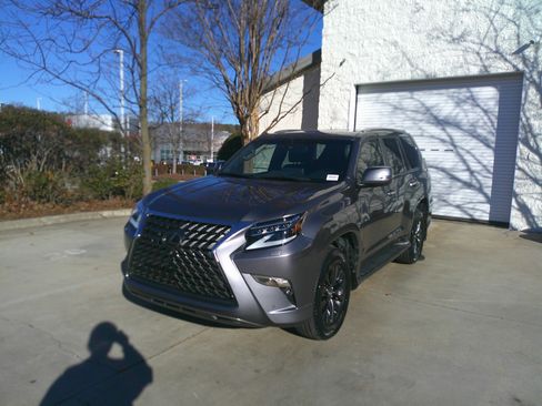 Used 2023 Lexus GX 460 Premium image 6