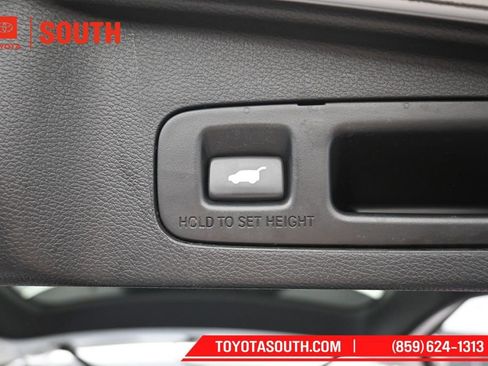 Used 2019 Honda CR-V Touring image 30