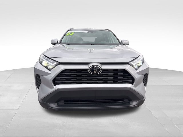 Used 2022 Toyota RAV4 XLE w/ Convenience Package FWD image 8