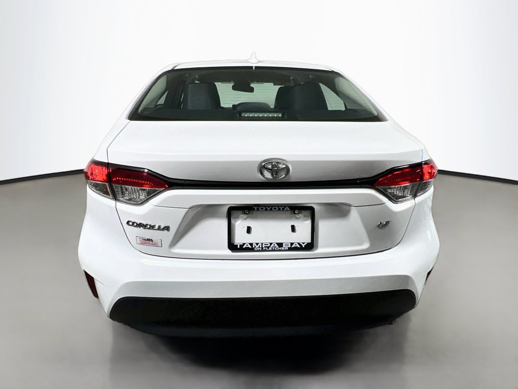 Used 2024 Toyota Corolla LE FWD image 4