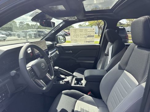 New 2025 Toyota Tacoma 4x4 Double Cab image 13