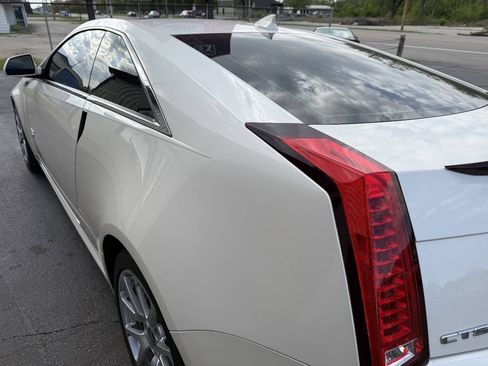 Used 2012 Cadillac CTS V RWD image 37